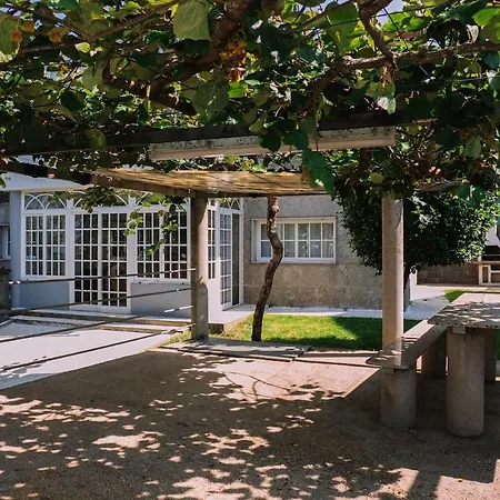 Bella Y Calida Cerca De By