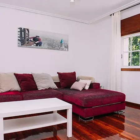 Bella Y Calida Cerca De By 度假居 *