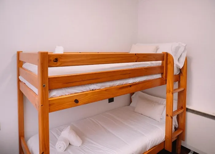 Bella Y Calida Cerca De By * Vigo